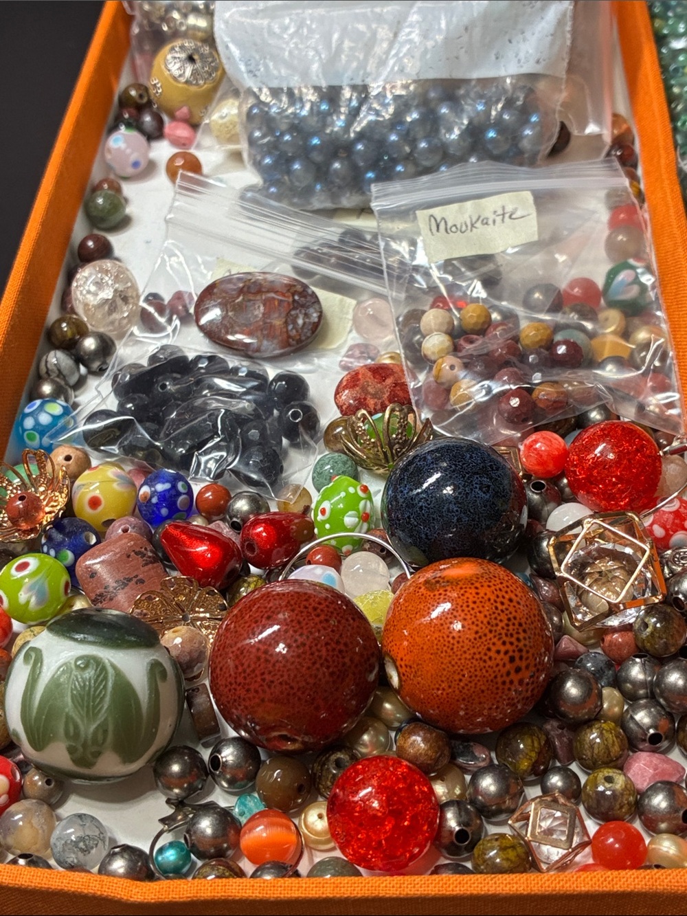 Assorted jewelry making beads and findings for making jewelry assorted materials - Picture 13 of 16